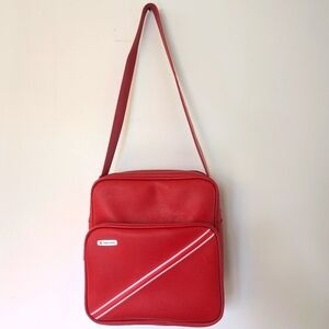 Samsonite 70's Vintage Red Structured Carry On Travel Bag 🍒